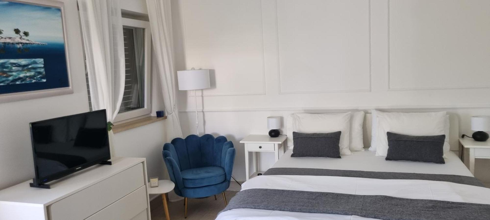 Modern Apartment In The Heart Of Нивице Номер фото